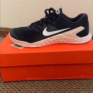 Nike Shoes - Nike Metcon 4 Nike Shoes - Nike Metcon 4